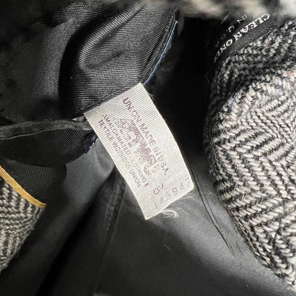 Vintage John Alexander Foleys Herringbone Wool Blazer Gray Elbow Patches USA 41R